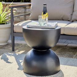 Glitzhome 17.75 in. H Black Fiberglass/MGO Plant Stand