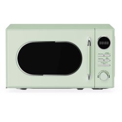 Magic Chef 0.7 cu ft Green Microwave 700 W