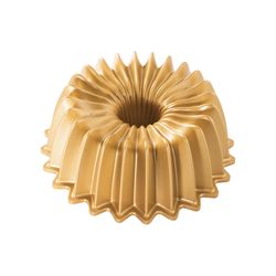Nordic Ware BRILLIANCE 8.3 in. W X 8.3 in. L 8.3 in. Bundt Pan Gold